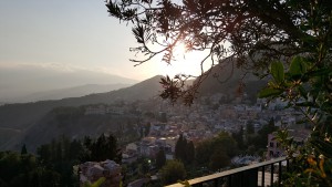 Coucher de soleil sur Taormina, Fourmis de Sicile - Italie