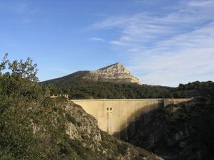Barrage de Bimont et la Sainte-Victoire, Balade VTT à la Sainte-Victoire (Aix en Provence)